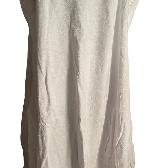 WHiTE SIMPLE COMFORTABLE DRESS.   BL/RD 13.  12603 - Picture 5 of 7